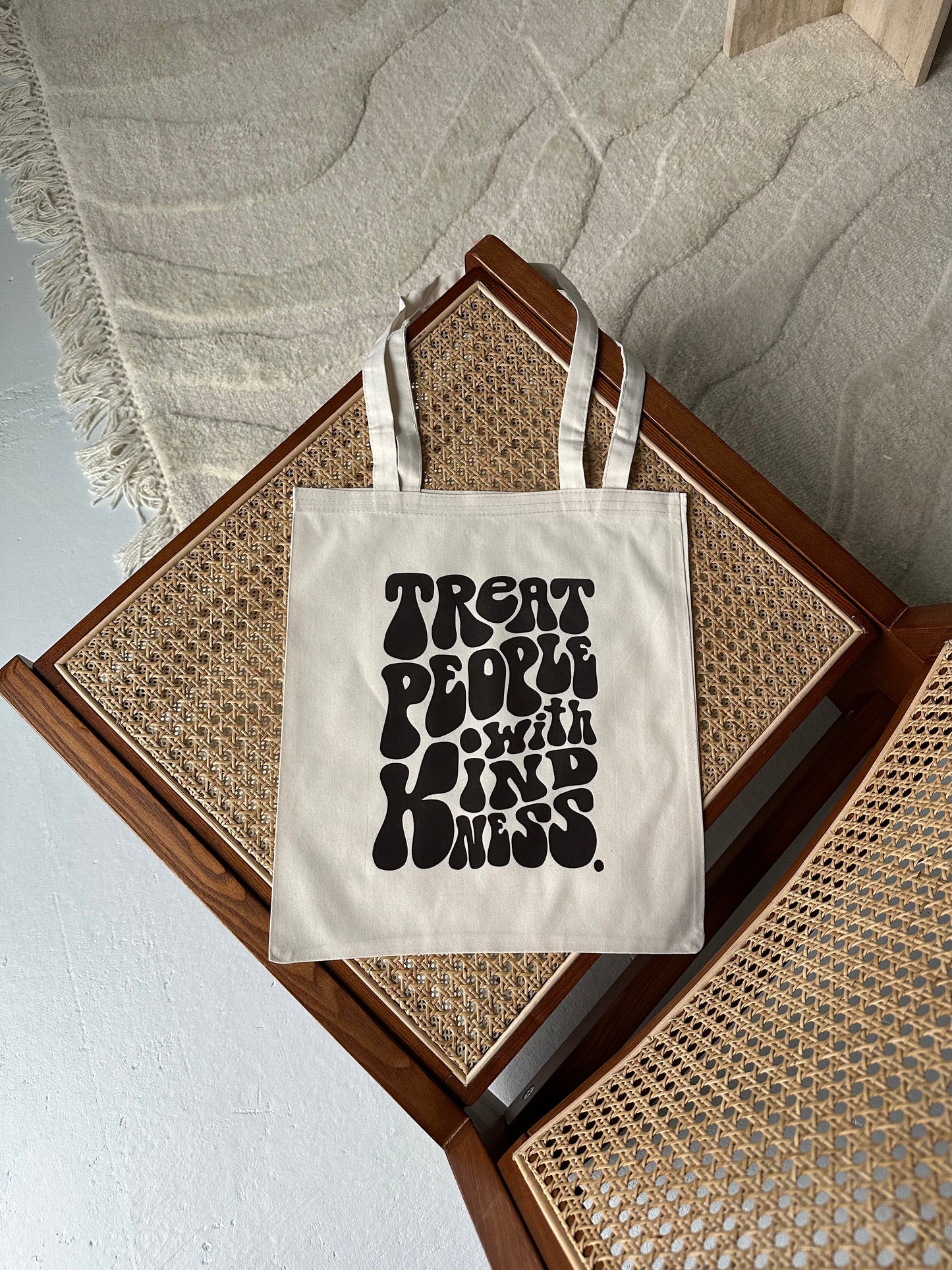 Tote bag "Treat people with kindness"