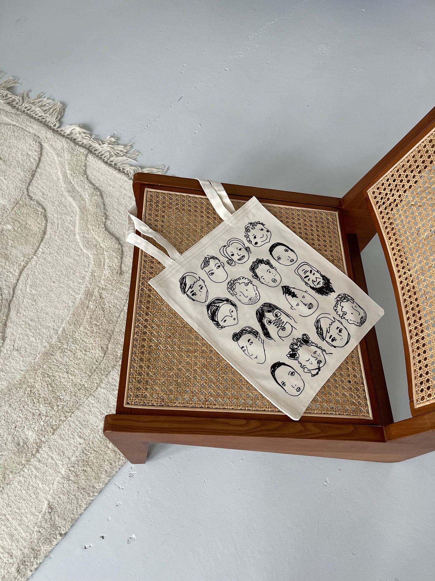Tote bag "Faces"