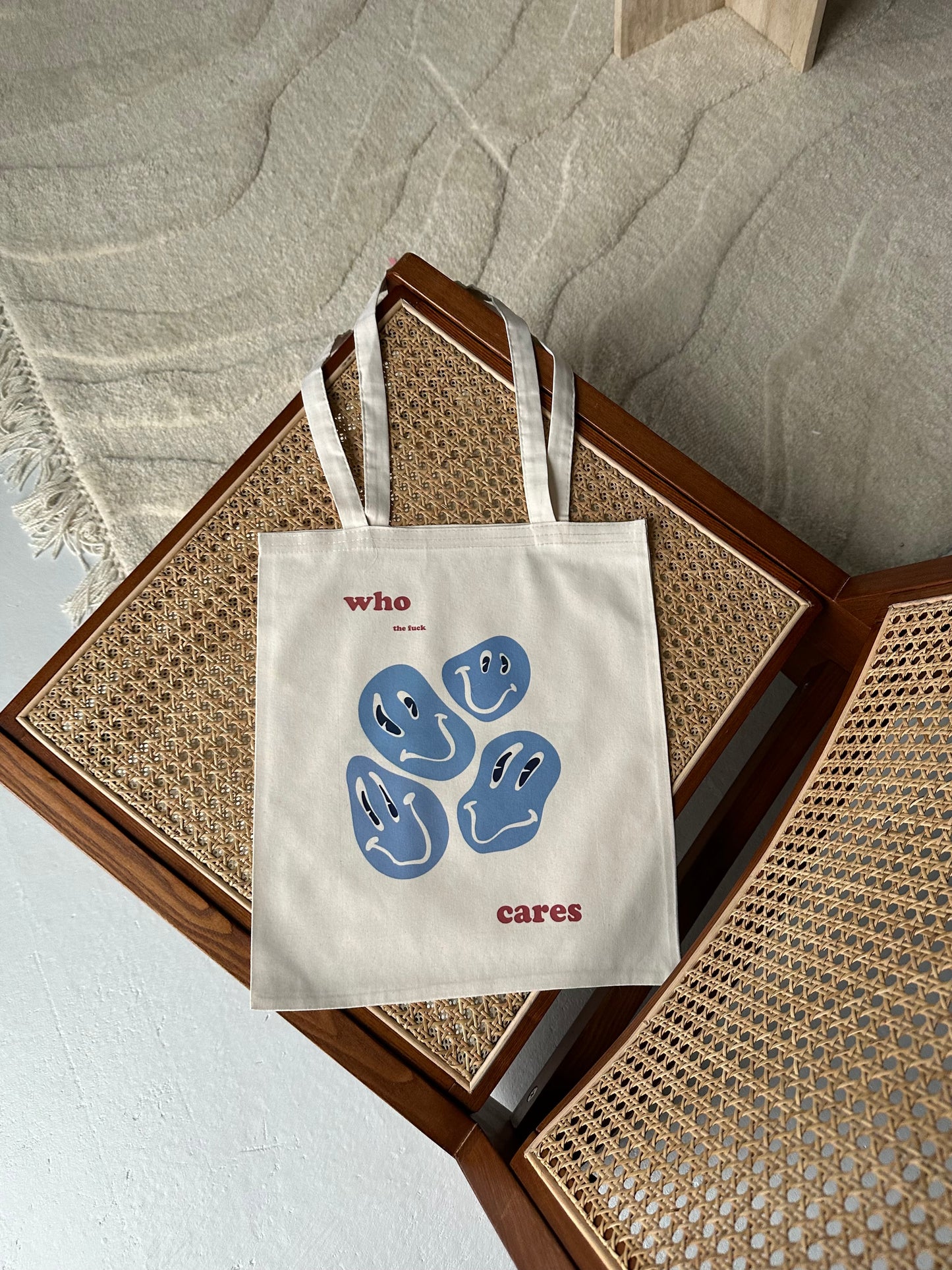 Tote bag "Who cares"